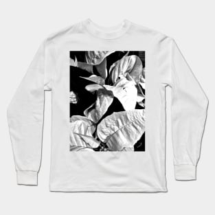 White Poinsettias in Black and White - Merry Christmas - Christmas Gift Long Sleeve T-Shirt